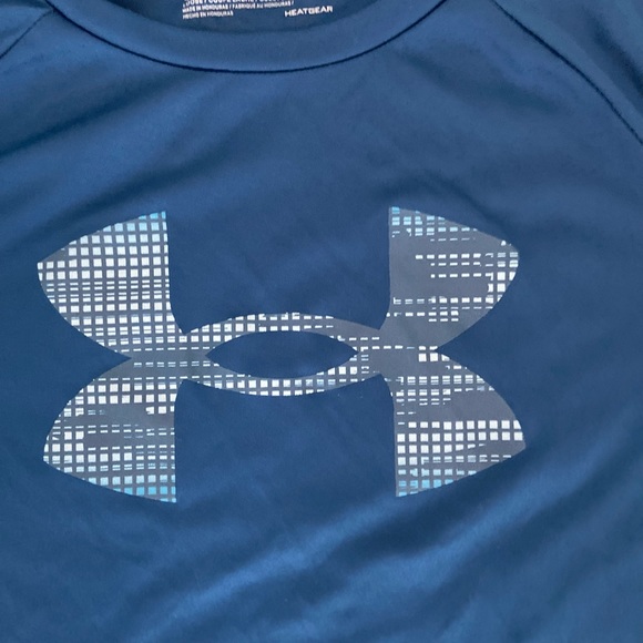 Under Armor Boys L/S Shirt NWT - Picture 2 of 6